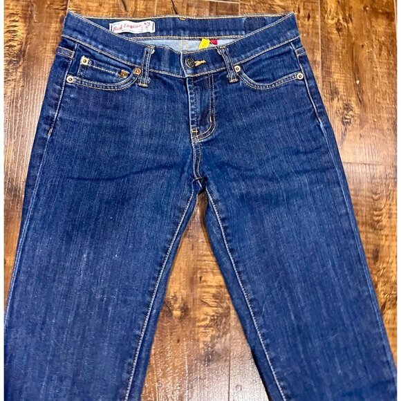 Red Engine Vintage Denim - Picture 4 of 7